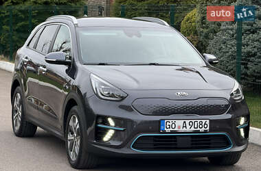 Внедорожник / Кроссовер Kia Niro 2021 в 
