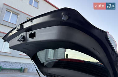 Внедорожник / Кроссовер Kia Niro 2019 в 
