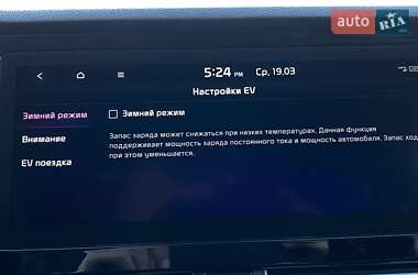 Внедорожник / Кроссовер Kia Niro 2021 в 