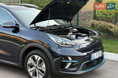 Внедорожник / Кроссовер Kia Niro 2021 в 