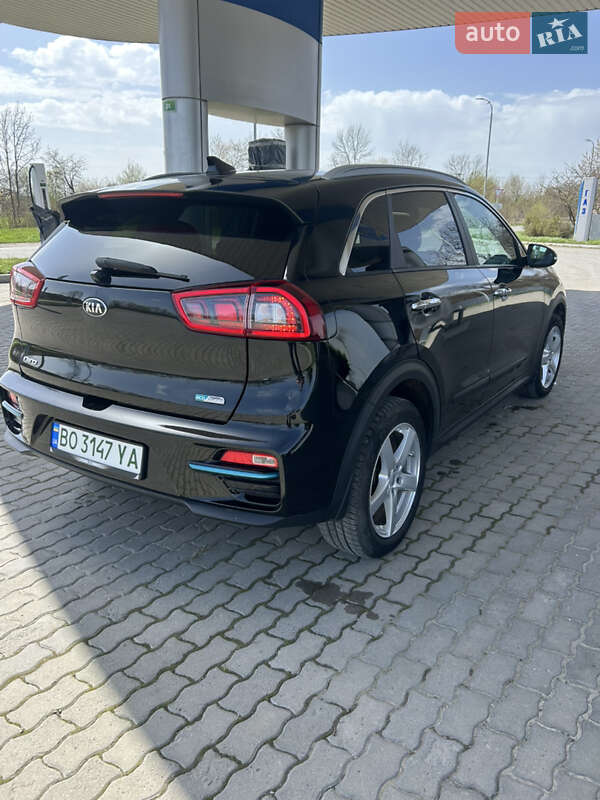 Внедорожник / Кроссовер Kia Niro 2019 в Подгайцах