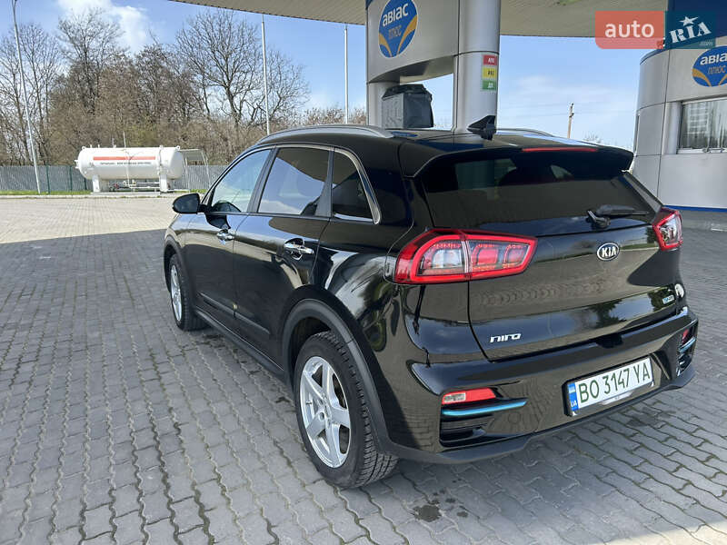 Внедорожник / Кроссовер Kia Niro 2019 в Подгайцах