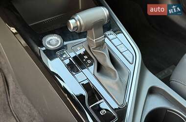 Позашляховик / Кросовер Kia Niro 2022 в 