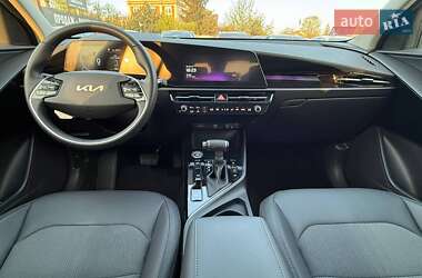 Позашляховик / Кросовер Kia Niro 2022 в 