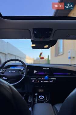 Позашляховик / Кросовер Kia Niro 2023 в 