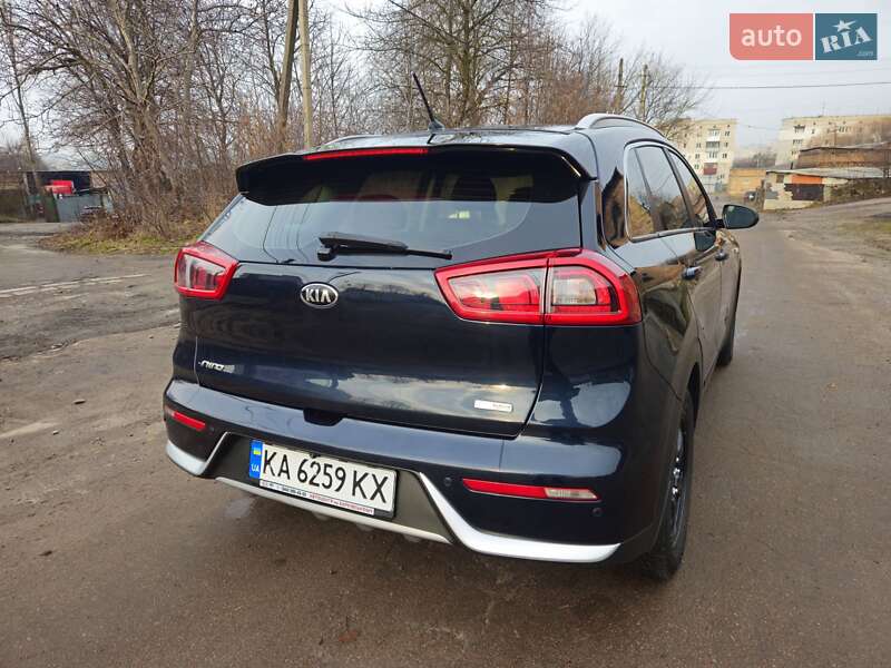 Позашляховик / Кросовер Kia Niro 2016 в Бердичеві