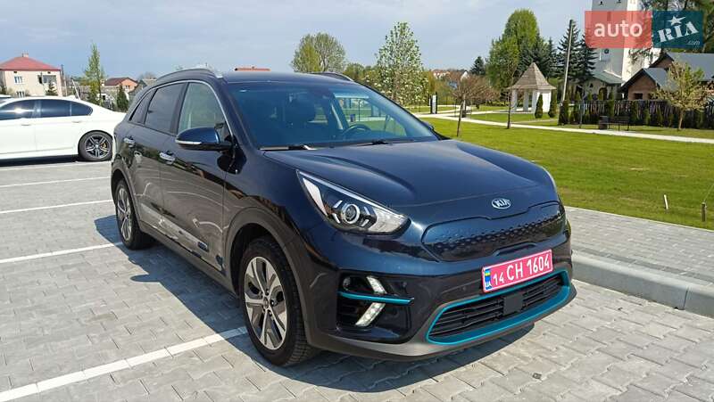 Позашляховик / Кросовер Kia Niro 2020 в Львові