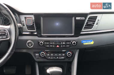 Внедорожник / Кроссовер Kia Niro 2017 в 