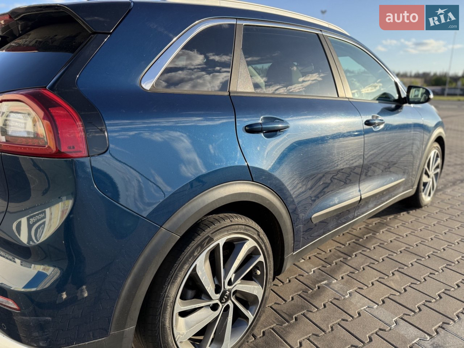 2017 Kia Niro - мініатюра 14