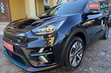 Позашляховик / Кросовер Kia Niro 2021 в 