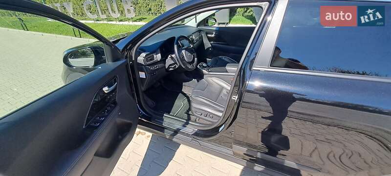 Внедорожник / Кроссовер Kia Niro 2019 в Черновцах