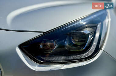 Позашляховик / Кросовер Kia Niro 2021 в 