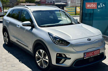 Позашляховик / Кросовер Kia Niro 2021 в 