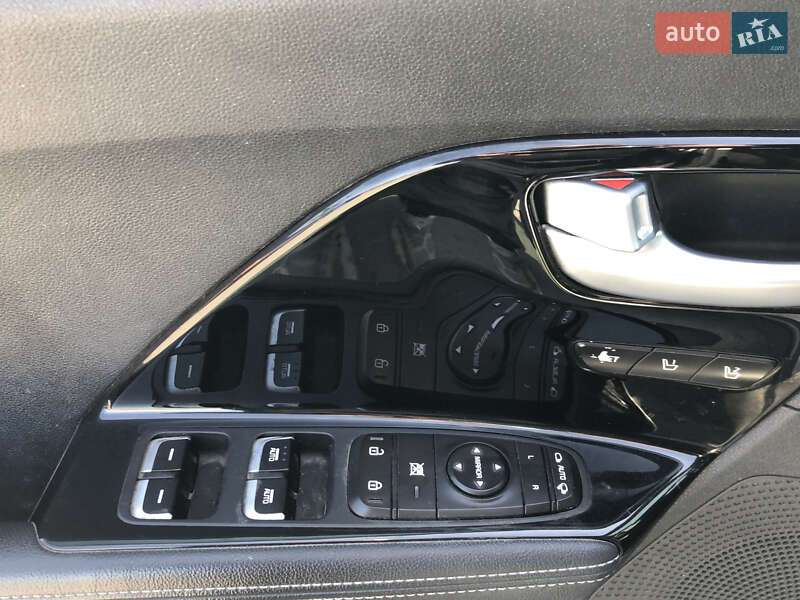 Внедорожник / Кроссовер Kia Niro 2018 в Луцке