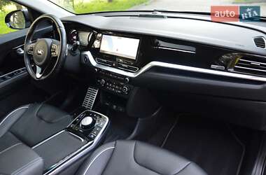 Позашляховик / Кросовер Kia Niro 2021 в 