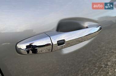 Внедорожник / Кроссовер Kia Niro 2021 в 