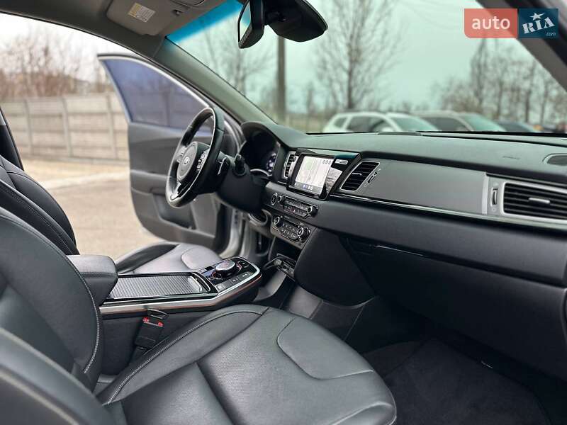 Позашляховик / Кросовер Kia Niro 2019 в Кривому Розі
