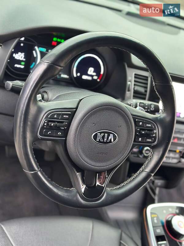 Позашляховик / Кросовер Kia Niro 2019 в Кривому Розі
