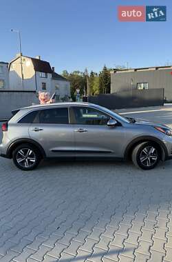 Внедорожник / Кроссовер Kia Niro 2022 в 