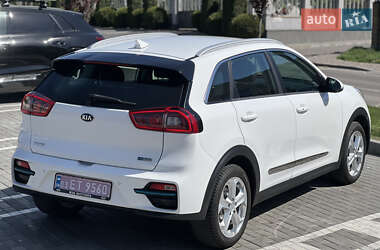 Позашляховик / Кросовер Kia Niro 2019 в 