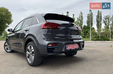 Позашляховик / Кросовер Kia Niro 2020 в 