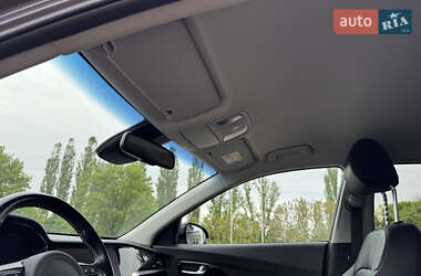 Позашляховик / Кросовер Kia Niro 2020 в 