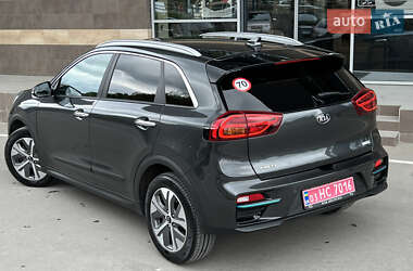 Позашляховик / Кросовер Kia Niro 2021 в 