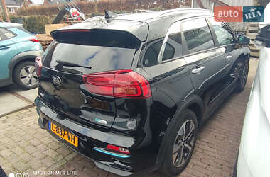 Позашляховик / Кросовер Kia Niro 2021 в 