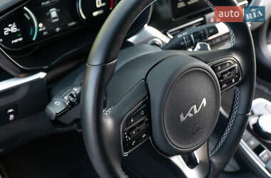 Позашляховик / Кросовер Kia Niro 2021 в 