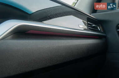 Позашляховик / Кросовер Kia Niro 2021 в 