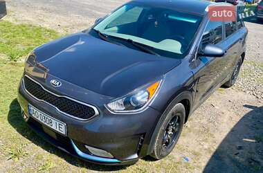 Внедорожник / Кроссовер Kia Niro 2018 в 