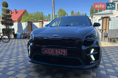 Позашляховик / Кросовер Kia Niro 2022 в 