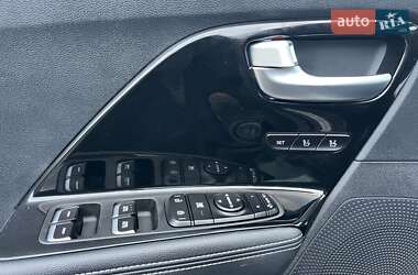 Позашляховик / Кросовер Kia Niro 2019 в 