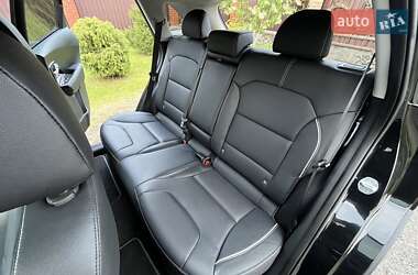 Позашляховик / Кросовер Kia Niro 2019 в 