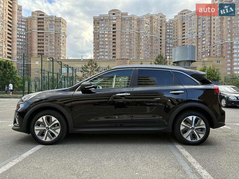 Внедорожник / Кроссовер Kia Niro 2020 в Киеве