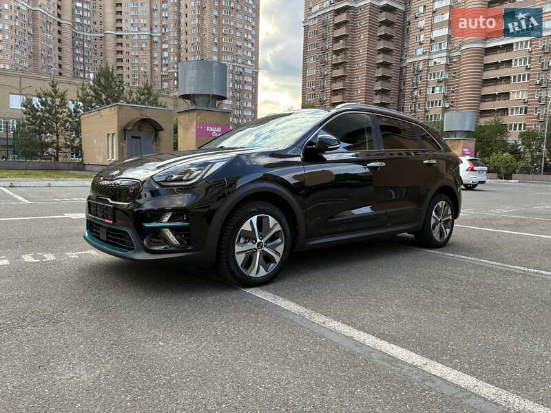 Внедорожник / Кроссовер Kia Niro 2020 в Киеве
