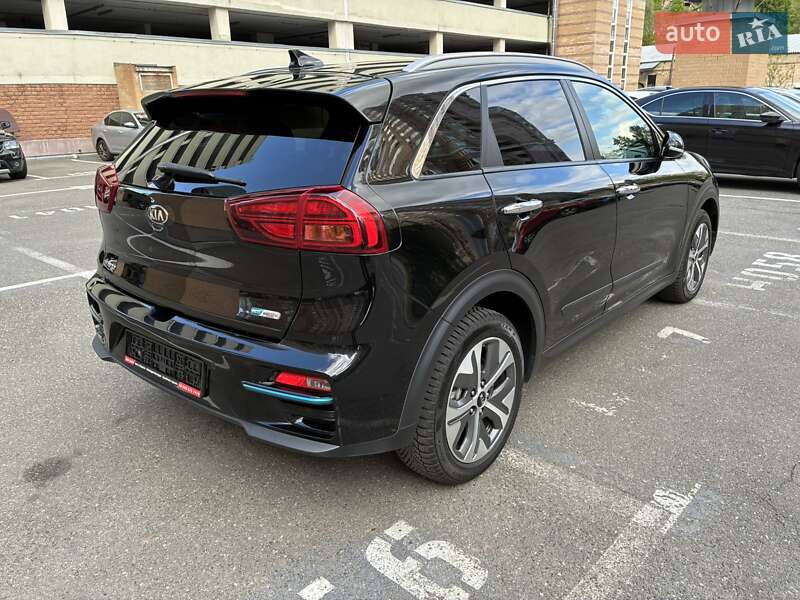 Внедорожник / Кроссовер Kia Niro 2020 в Киеве