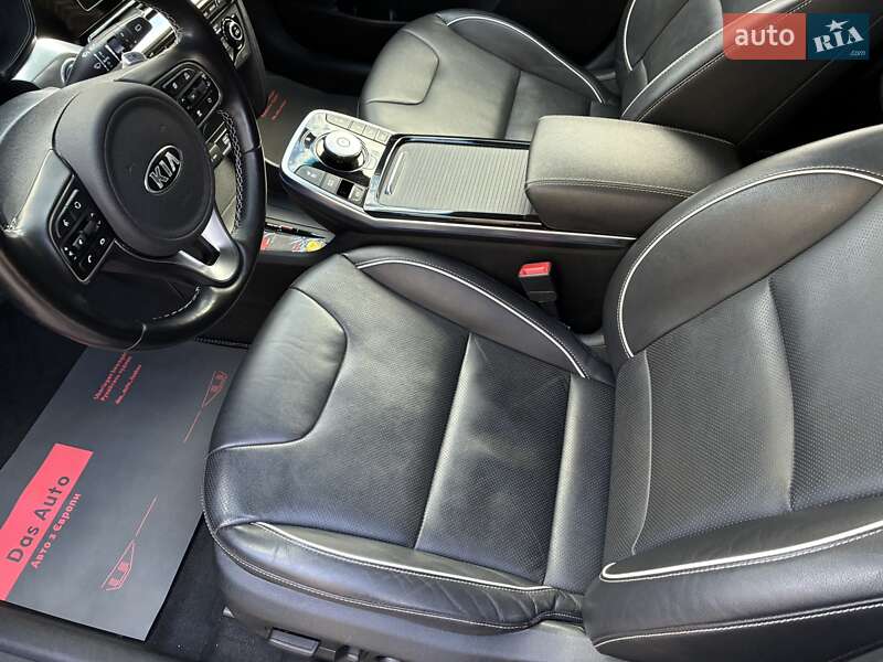 Внедорожник / Кроссовер Kia Niro 2020 в Киеве