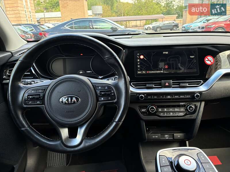 Внедорожник / Кроссовер Kia Niro 2020 в Киеве