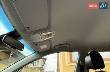 Позашляховик / Кросовер Kia Niro 2020 в 