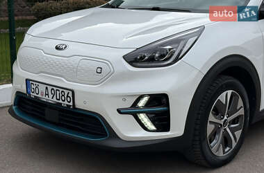 Позашляховик / Кросовер Kia Niro 2021 в 