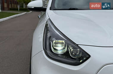 Позашляховик / Кросовер Kia Niro 2021 в 