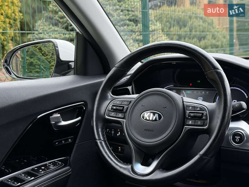 Внедорожник / Кроссовер Kia Niro 2021 в Ровно