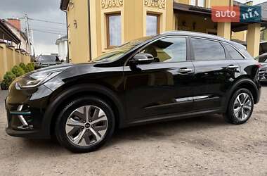 Позашляховик / Кросовер Kia Niro 2021 в 