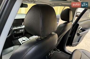 Позашляховик / Кросовер Kia Niro 2021 в 