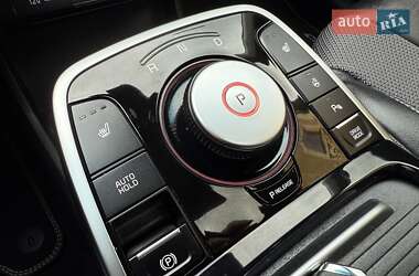 Позашляховик / Кросовер Kia Niro 2021 в 