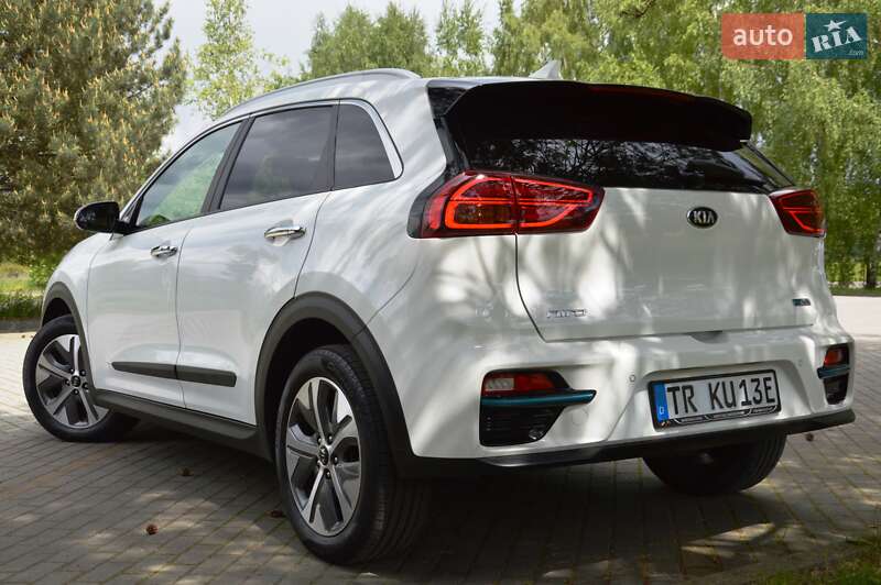 Внедорожник / Кроссовер Kia Niro 2021 в Дрогобыче