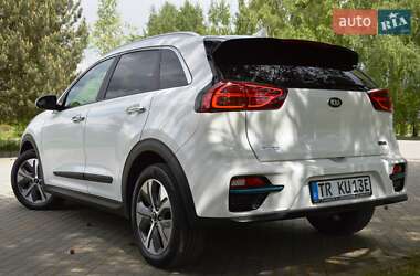 Позашляховик / Кросовер Kia Niro 2021 в 