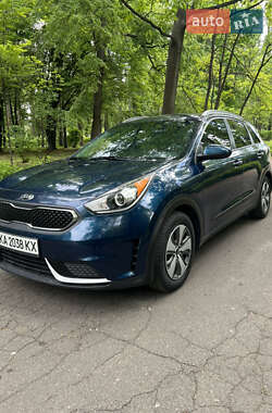 Позашляховик / Кросовер Kia Niro 2017 в Києві