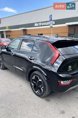 Внедорожник / Кроссовер Kia Niro 2023 в 
